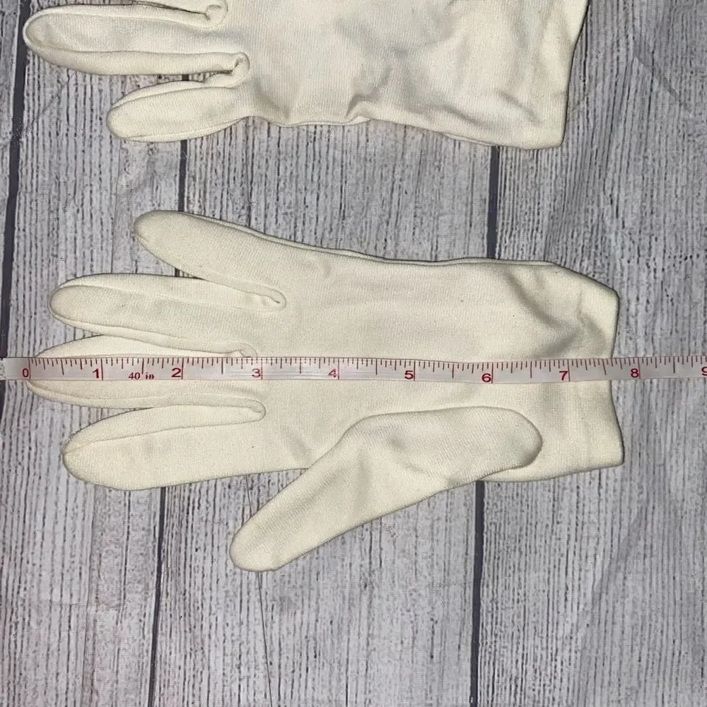 Vintage girls gloves off white big kid small